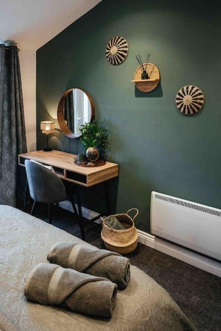 Boho Loft In Somerset - Private Parking * Radstock